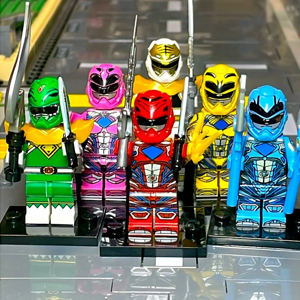 Power Rangers - Picture 3 of 10